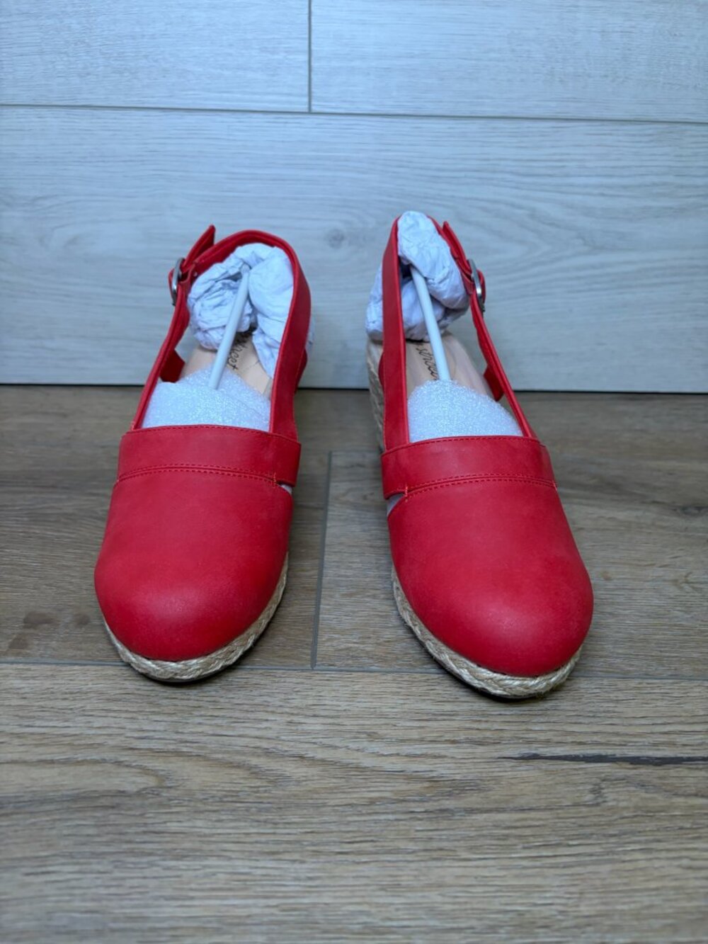 Easy Street Women’s Espadrille 2.5 Inch Wedge Shoes Red 7.5M